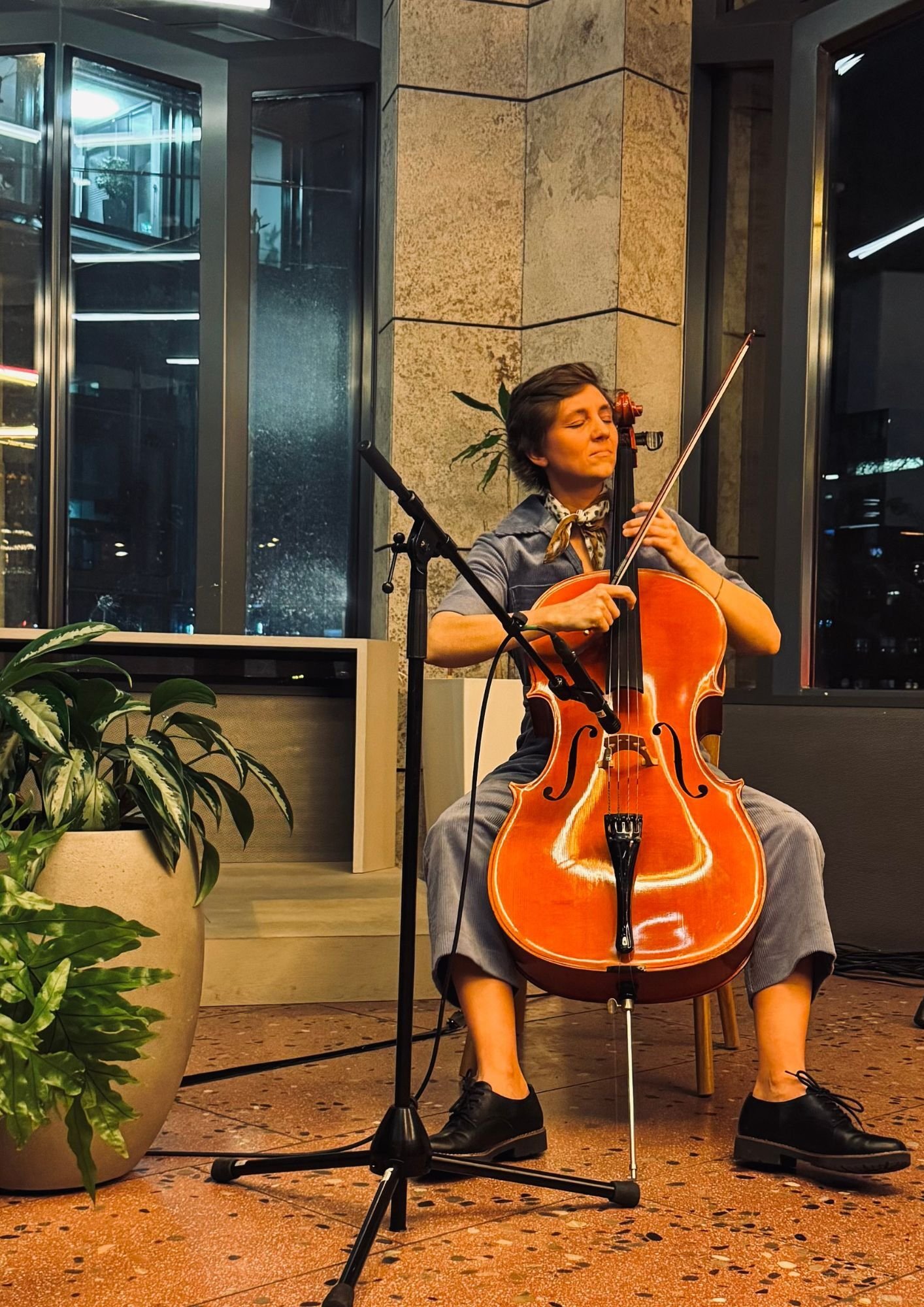 Leti Cello